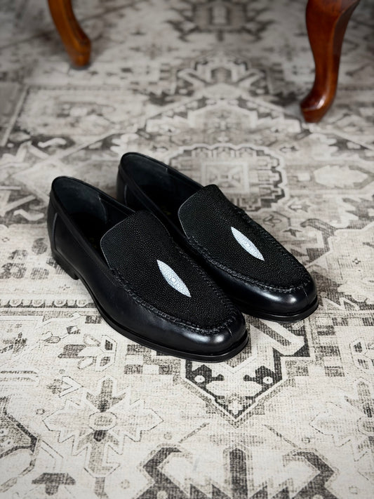 SUECIA W/MANTARRAYA BLACK