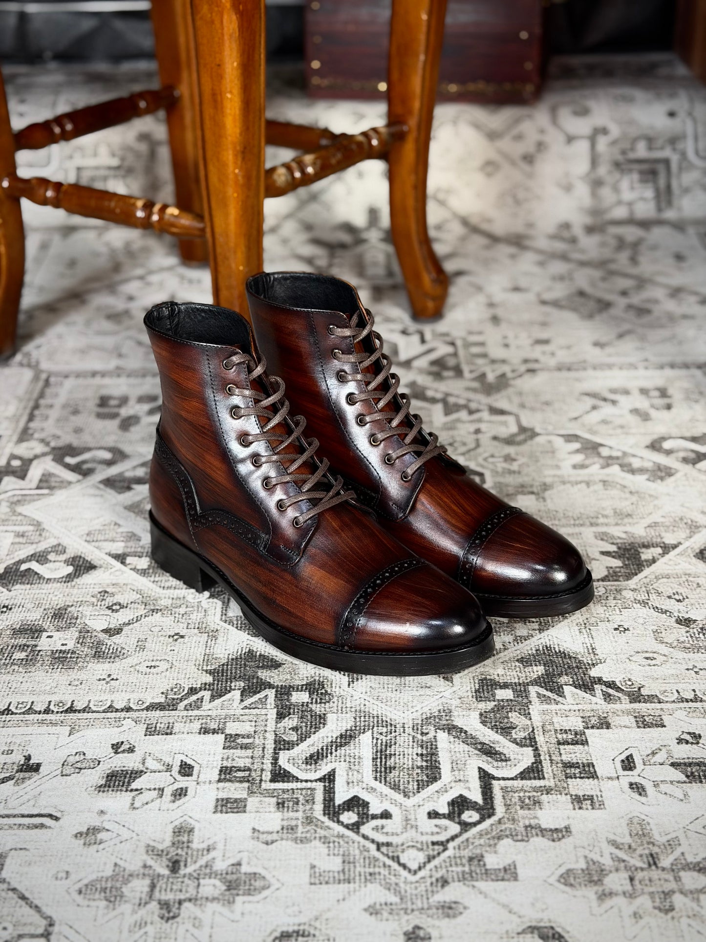ESPAÑA LEATHER TRACK